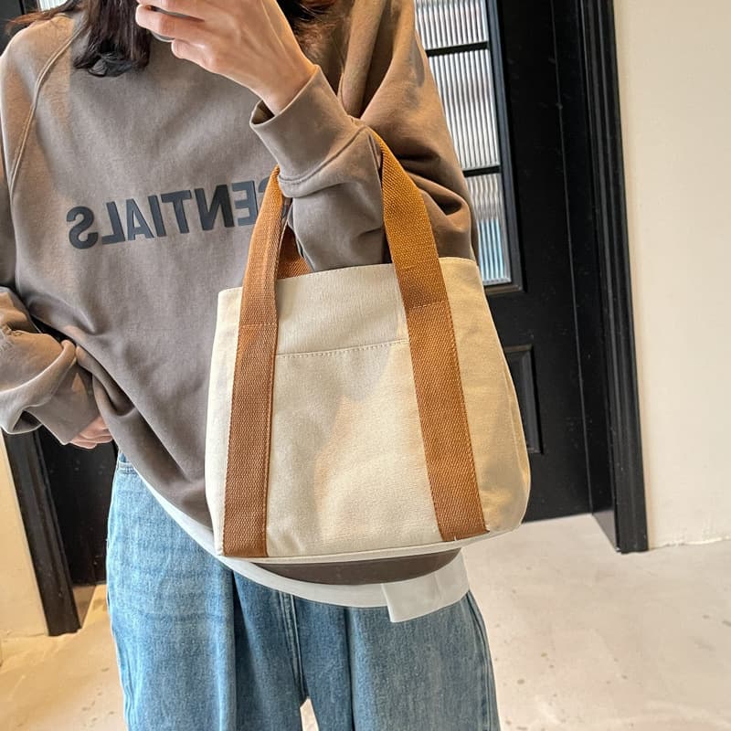 キャンバストート 日常のお供 シンプルトート