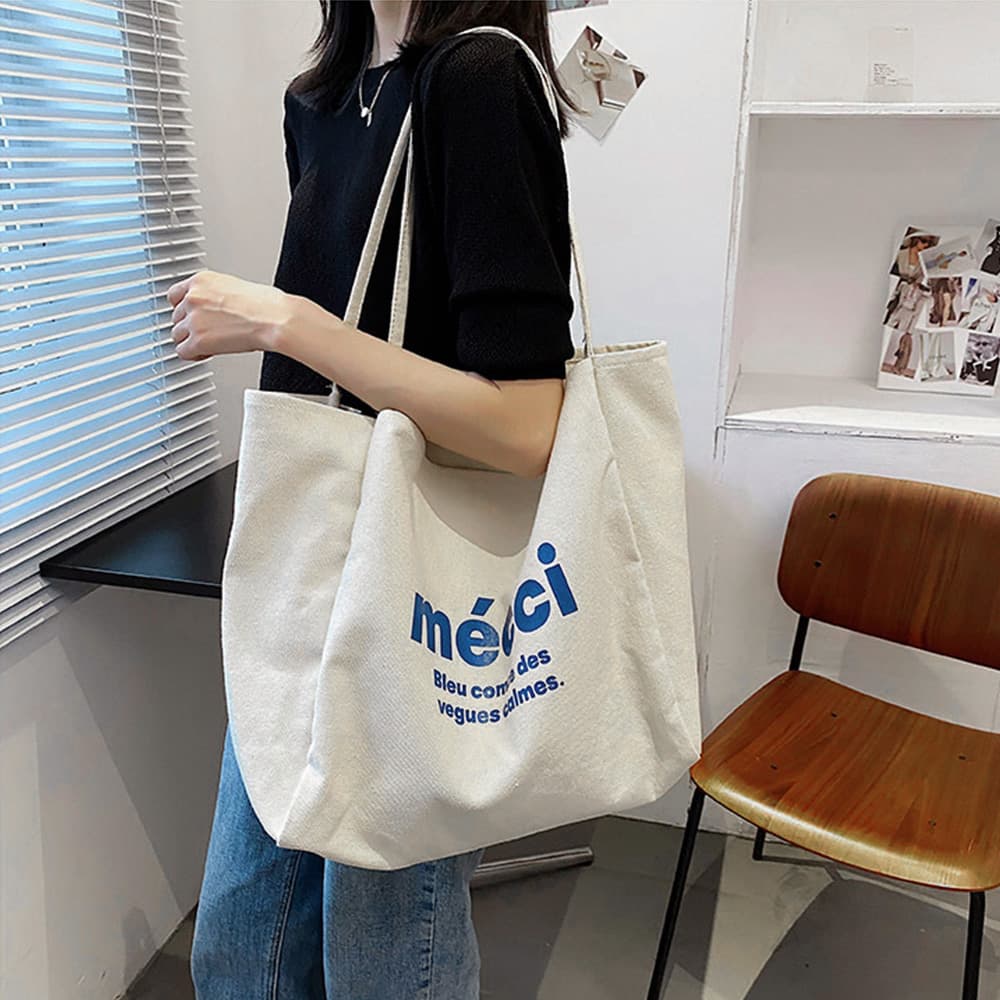 キャンバストート 大きめロゴ入りカラフルバッグ